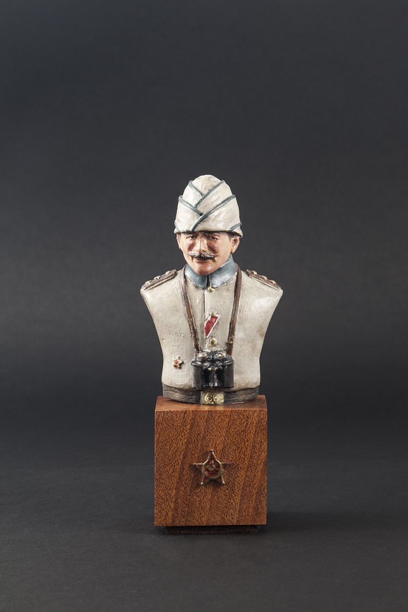 1/9 Canakklae Turkish Officer Bust, with Enveriye Hat