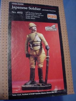 Testors Figure JAPANESE OFFICER WITH VEST - RESIN FIGUR 120 mm