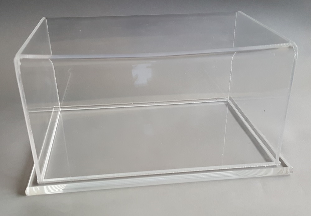 MAKET SERGİLEME KUTUSU PLEXIGLASS, 6 MM  14 CM W 20 CM L 10 CM H