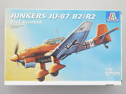 italeri 1/72 ölçek Junkers Ju-87 B2/R2 uçak modeli