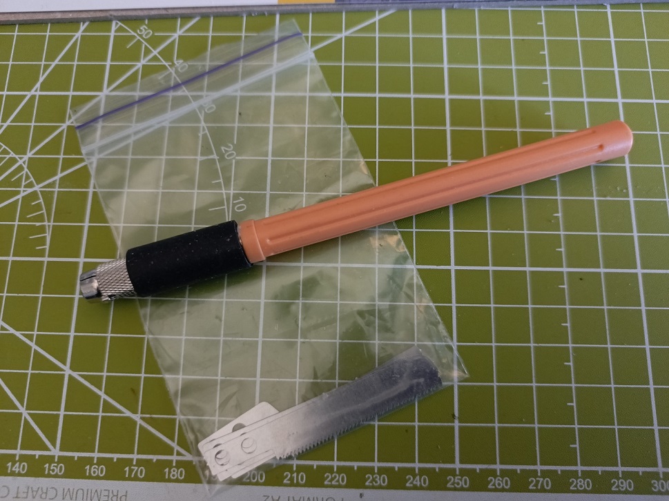 Mini Testere (5 Farklı bıçak dahil)