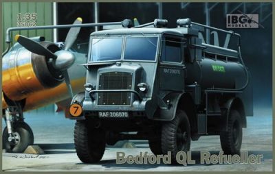 IBG 1/36 Model Bedford QL Refueller -