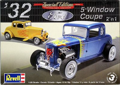 Revell 1:25 Model 1932 Ford 5 Window Coupe