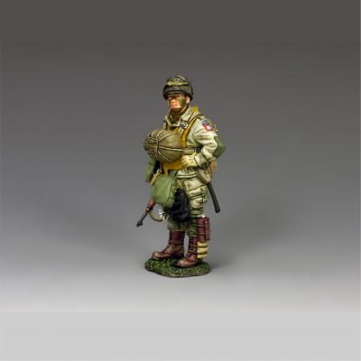 Standing Paratrooper w/M1 Carbine (82nd. Airborne)